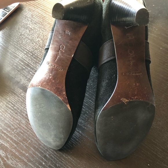 Cole Haan black suede pull on ankle boot kitten heel cross design front 7.5 - Picture 9 of 9